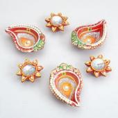 Flower and Kalka Shaped Diyas Gifts toRMV Extension, Diya Set to RMV Extension same day delivery